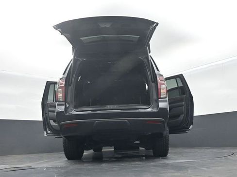 Used 2022 Chevrolet Suburban Z71 image 77