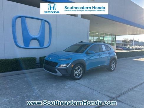Used 2022 Hyundai Kona SEL image 1