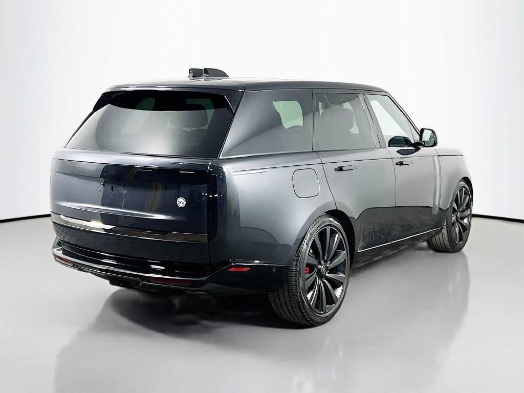 Used 2023 Land Rover Range Rover SV AWD/4WD image 5