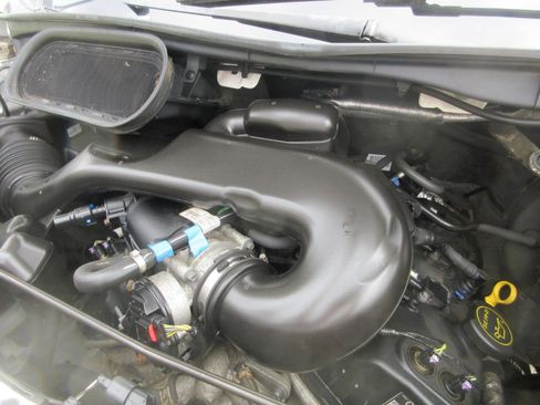 Used 2019 Ford Transit 250 130 Low Roof w/ Interior Upgrade Package image 38