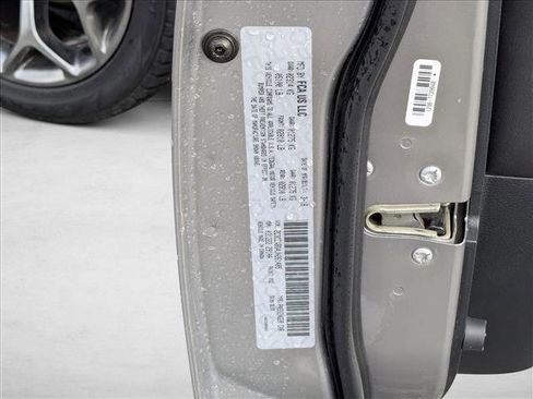 Used 2018 Chrysler 300 S w/ 300S Premium Group image 25