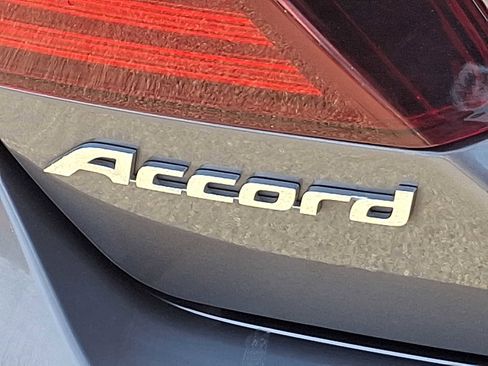 Used 2016 Honda Accord EX-L image 31