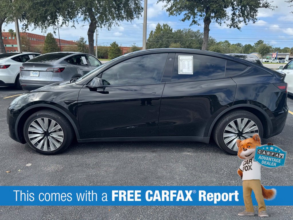 Used 2022 Tesla Model Y Long Range AWD/4WD image 2