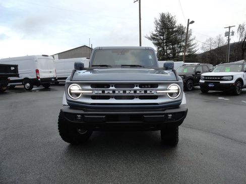 New 2025 Ford Bronco Outer Banks image 2
