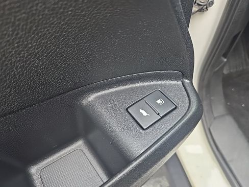 Used 2017 Honda Pilot Touring image 33
