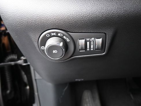 New 2026 Jeep Compass Limited image 26