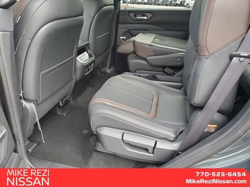 New 2026 Nissan Armada SL w/ Captain's Chari Seat Package image 8