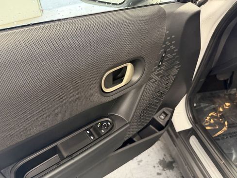 Certified 2025 MINI Cooper S image 14