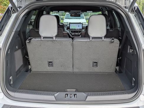 New 2026 Ford Explorer ST RWD image 13