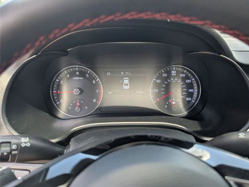 Used 2022 Kia Forte GT w/ GT Technology Package FWD image 33