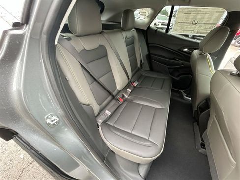 New 2026 Chevrolet Trax ACTIV w/ Sunroof Package image 25