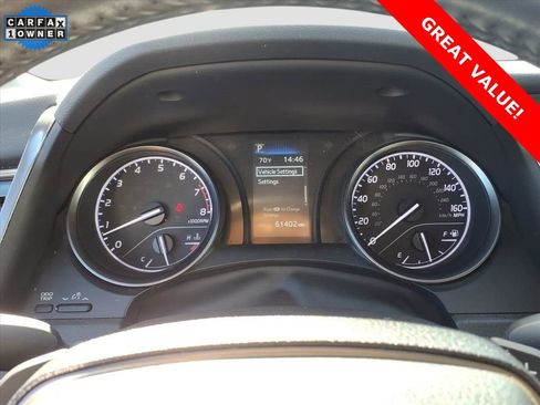 Used 2022 Toyota Camry SE image 15
