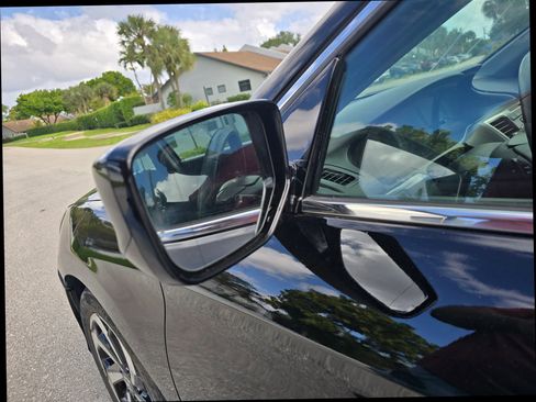 Used 2015 Honda Accord Sport image 11