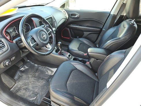 Used 2019 Jeep Compass Trailhawk image 20