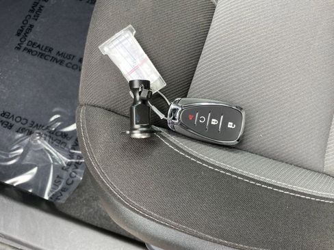 Used 2025 Chevrolet Blazer LT image 21