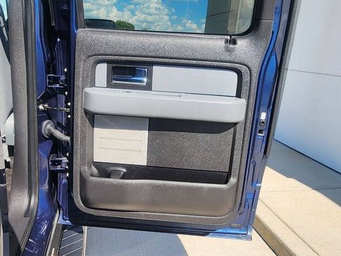 Used 2014 Ford F150 XLT w/ Equipment Group 302A Luxury AWD/4WD image 22
