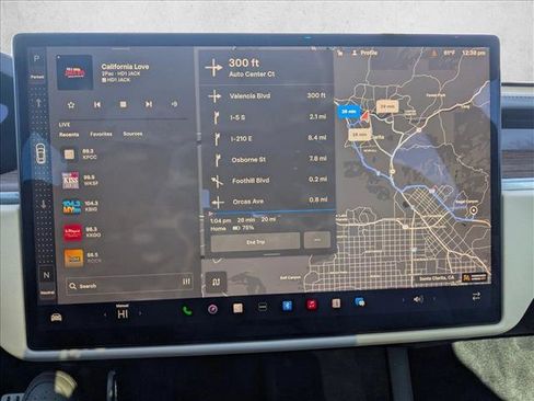 Used 2021 Tesla Model S Plaid image 17