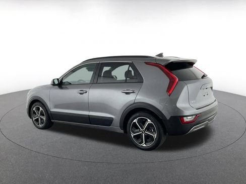 Used 2026 Kia Niro LX FWD image 7