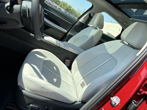 New 2026 Hyundai Sonata SEL FWD image 9