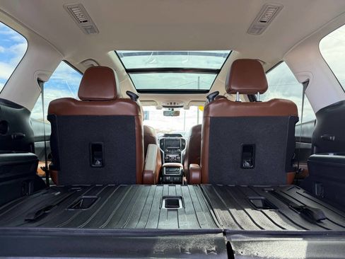Used 2019 Subaru Ascent Touring AWD/4WD image 43