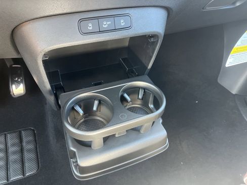 New 2025 Volkswagen ID. Buzz Pro S image 19