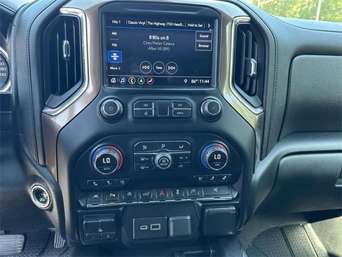 Used 2019 Chevrolet Silverado 1500 High Country image 5