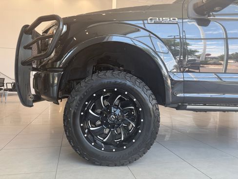 Used 2015 Ford F150 Platinum w/ Equipment Group 701A Luxury AWD/4WD image 10