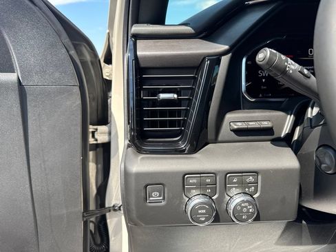 New 2026 GMC Sierra 1500 AT4 w/ AT4 Premium Package AWD/4WD image 14