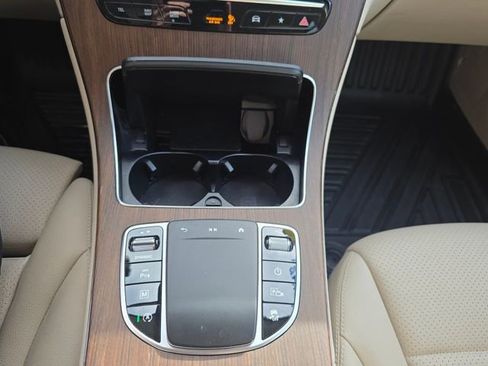Used 2022 Mercedes-Benz GLC 300 4MATIC image 27