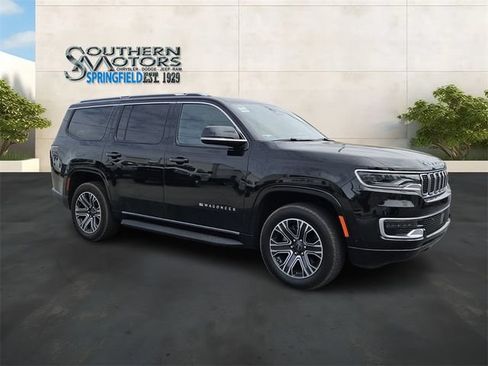 Used 2025 Jeep Wagoneer 4WD image 7