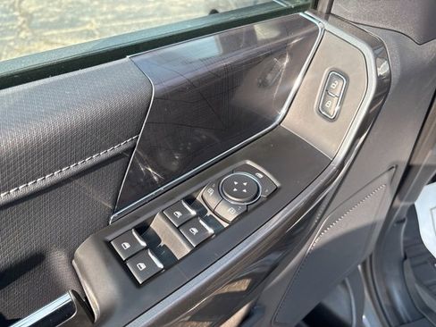 Used 2022 Ford F150 XLT w/ Equipment Group 302A High image 18