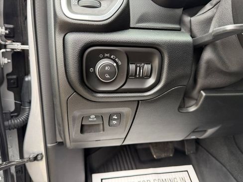 Used 2021 RAM 1500 Laramie image 21