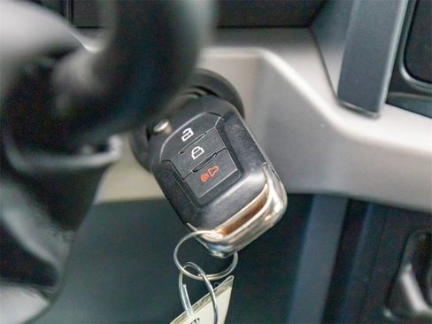 Used 2023 Ford F150 XLT image 28