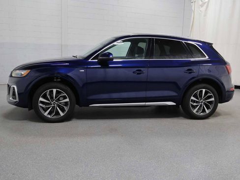 Used 2023 Audi Q5 2.0T Premium Plus w/ Premium Plus Package AWD/4WD image 2
