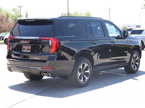New 2026 GMC Yukon AT4 w/ AT4 Premium Plus Package AWD/4WD image 6