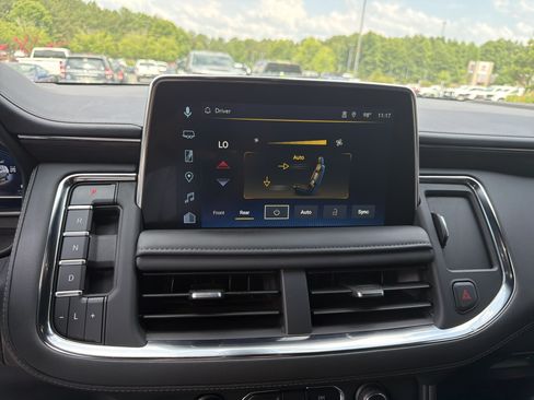 Used 2022 Chevrolet Tahoe LT w/ LT Signature Plus Package AWD/4WD image 30