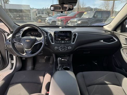 Used 2020 Chevrolet Malibu LS w/ Driver Confidence Package II image 11