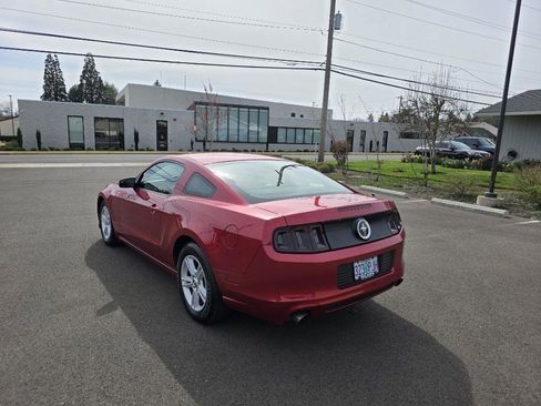 Used 2013 Ford Mustang Coupe RWD image 7