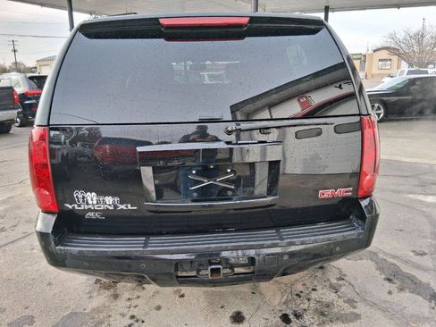 Used 2013 GMC Yukon XL SLT w/ SLT-2 Equipment Package image 4