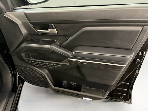 Used 2024 Toyota Tacoma TRD Off-Road w/ TRD Off Road Upgrade Package image 33