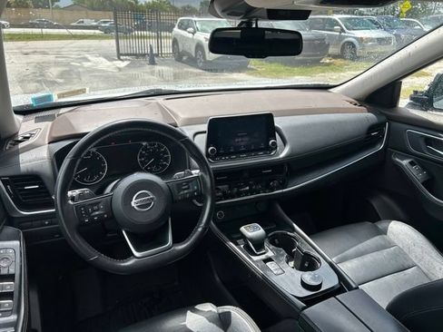 Used 2021 Nissan Rogue SL AWD/4WD image 14