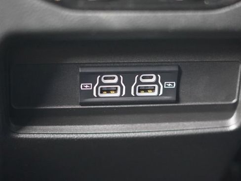 Used 2024 Jeep Grand Cherokee Laredo X RWD image 33