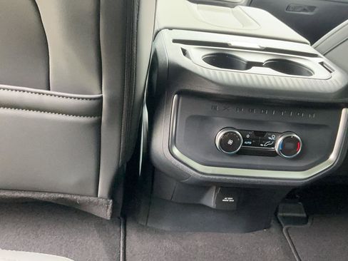 New 2026 Ford Expedition Active RWD image 23