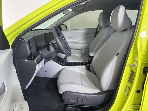 Used 2024 Hyundai Kona SEL w/ Convenience Package image 14