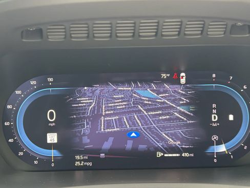 Certified 2025 Volvo XC90 B6 Plus w/ Protection Package Premier image 35