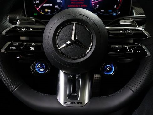 New 2026 Mercedes-Benz GLC 43 AMG GLC 43 AMG image 17