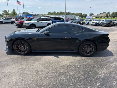 Used 2026 Ford Mustang GT Premium RWD image 6