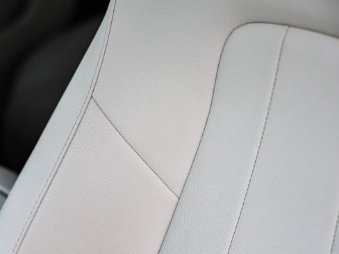 Certified 2025 Mercedes-Benz GLA 250 GLA 250 image 24