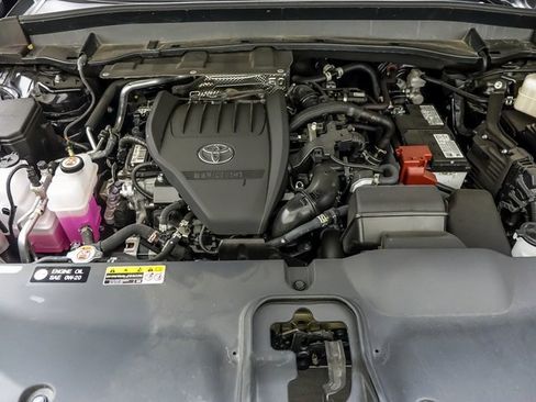 Used 2025 Toyota Grand Highlander AWD image 28