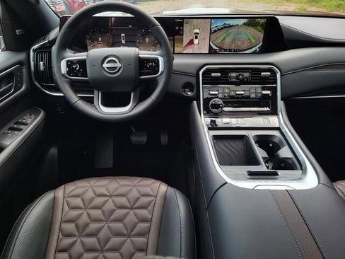 New 2025 Nissan Armada Platinum w/ Convenience Package image 24